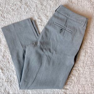 Express editor crop pant. New with tags. Grey size 6.